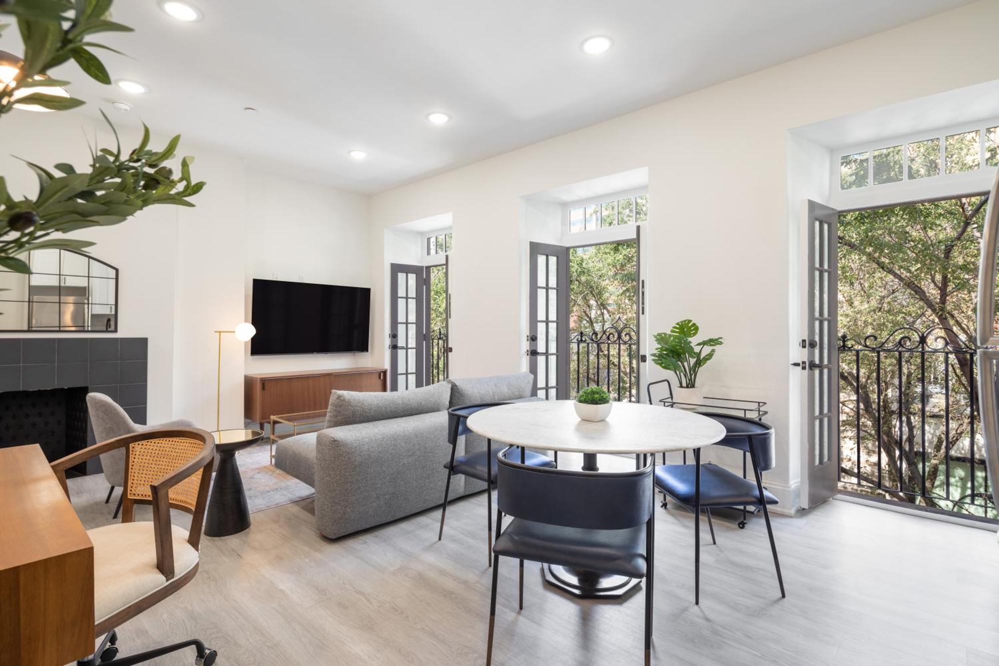 Sosuite At French Quarters - Rittenhouse Square Филадельфия Экстерьер фото